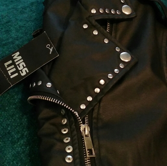 Women's Faux Leather Jacket - Picture 4 of 4